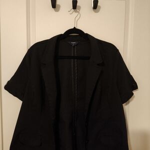 Reitmans Black Blazer with Open Front and Relaxed Fit